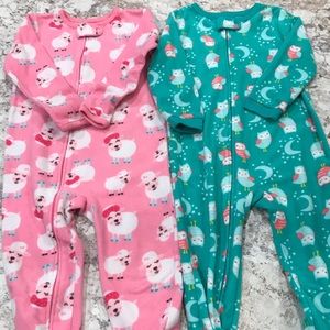 Carters Just For You set of 2 footed pjs